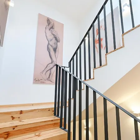 Fontainhas Royal Apartment Porto