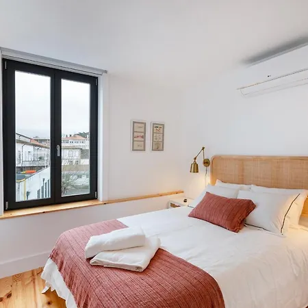 Apartament Fontainhas Royal *